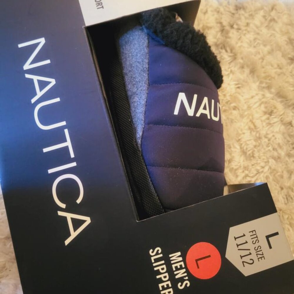 Nautica indoor or outdoor slipper men's 11/12